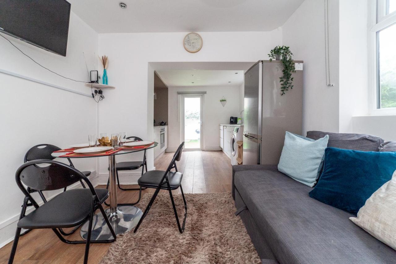The Orange Garden 2 Bed Serviced Apartment Near Notting Hill Portobello Market ロンドン エクステリア 写真